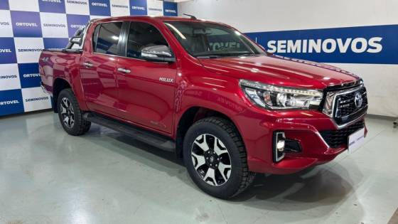 TOYOTA HILUX 2.8 SRX 4X4 CD 16V DIESEL 4P AUTOMÁTICO